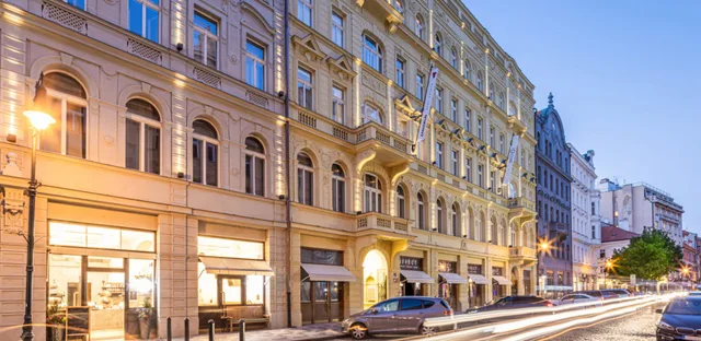 Historická budova Paláce Bristol v Karlových Varech